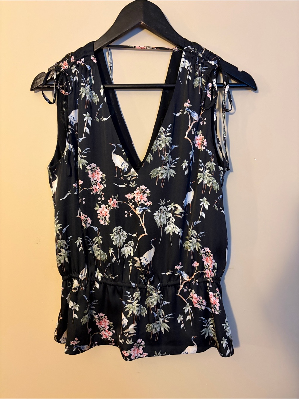 Banana Republic Sleeveless V-Neck Tie-Shoulder Floral Top - Black with Pink